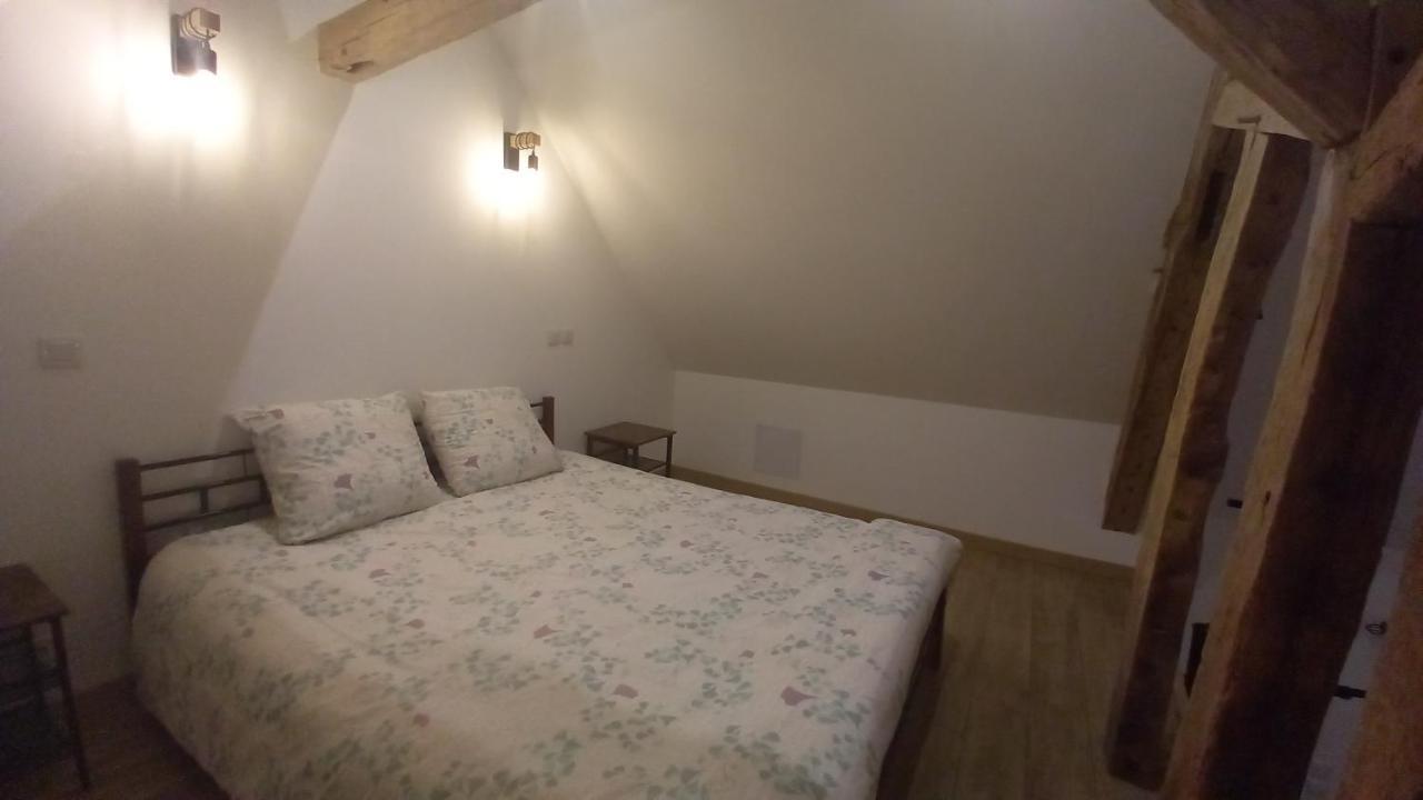 logement indépendant Tour-en-Sologne Esterno foto